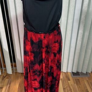 Enfocus Studio Women's Black Garment